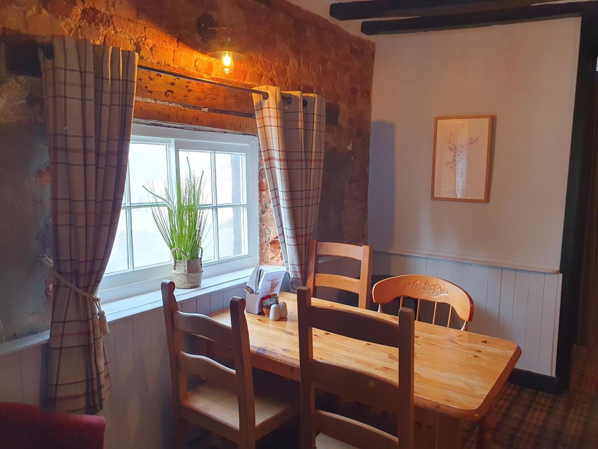 The Swan Inn Hilborough エクステリア 写真